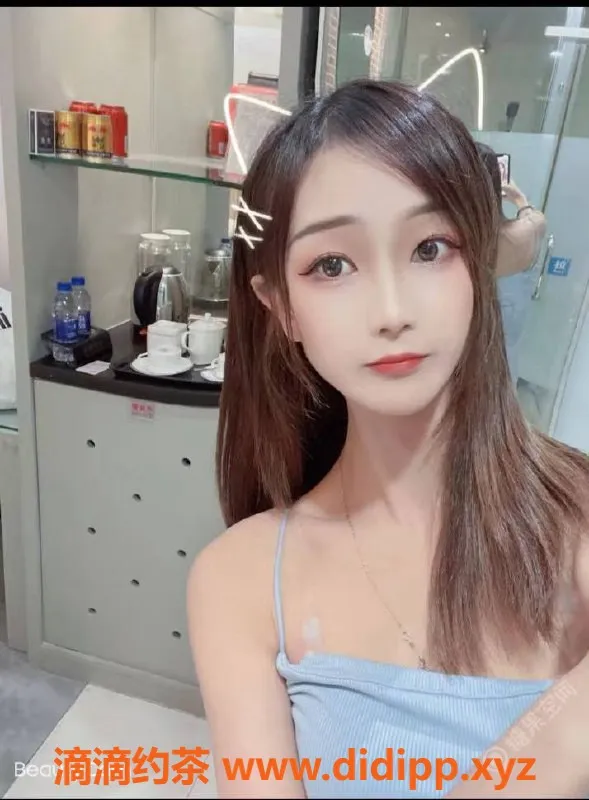 杭州楼凤-18岁仙女，165cm身材，口活超棒，课费1200起