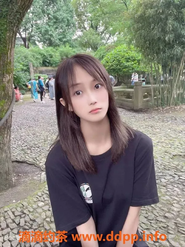 杭州楼凤-18岁仙女，165cm身材，口活超棒，课费1200起