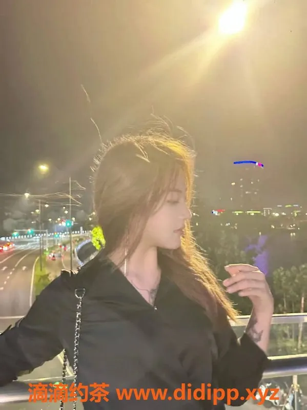 广州楼凤-番禺嫩妹琳琳，700元享优质服务