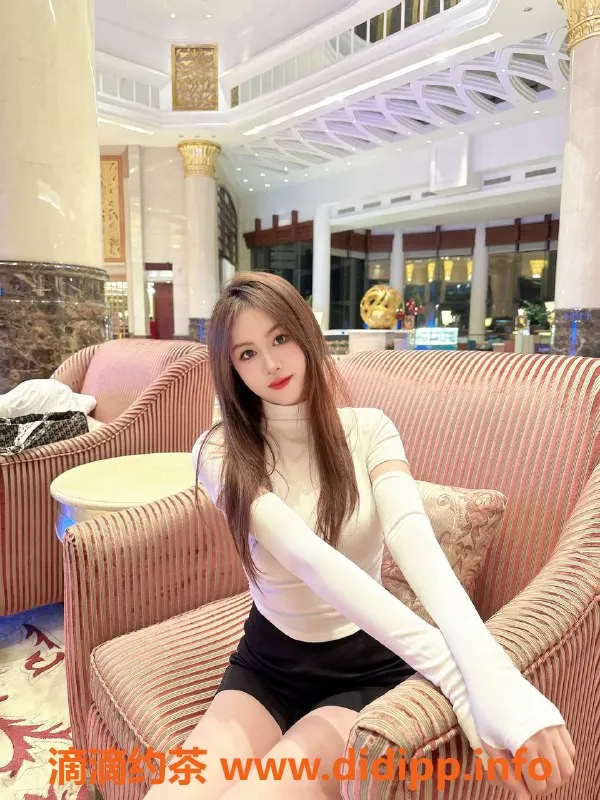 深圳楼凤资源信息,龙华CC，千元以上+陪浴服务，超享受体验