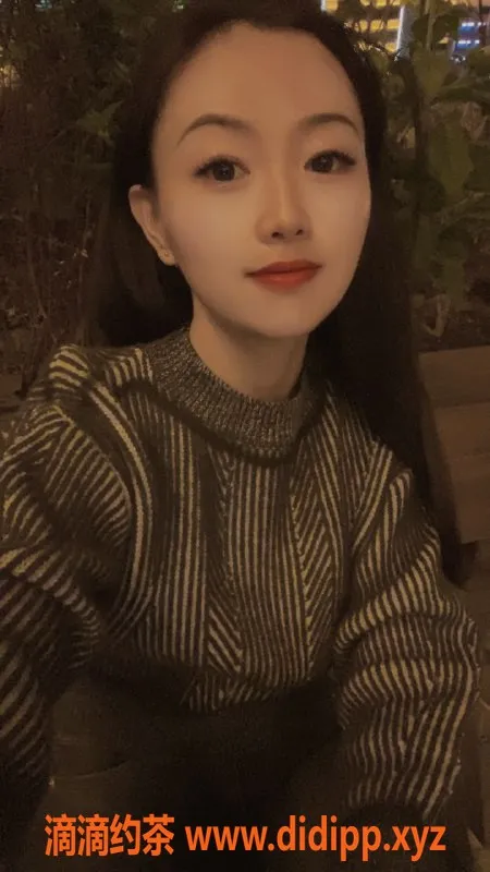 杭州楼凤-深圳梓萱，26岁，162cm，48kg，700元体验