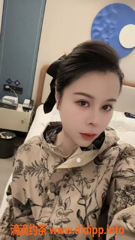 杭州楼凤-上城姐妹花双飞体验，亲民价轻松享受