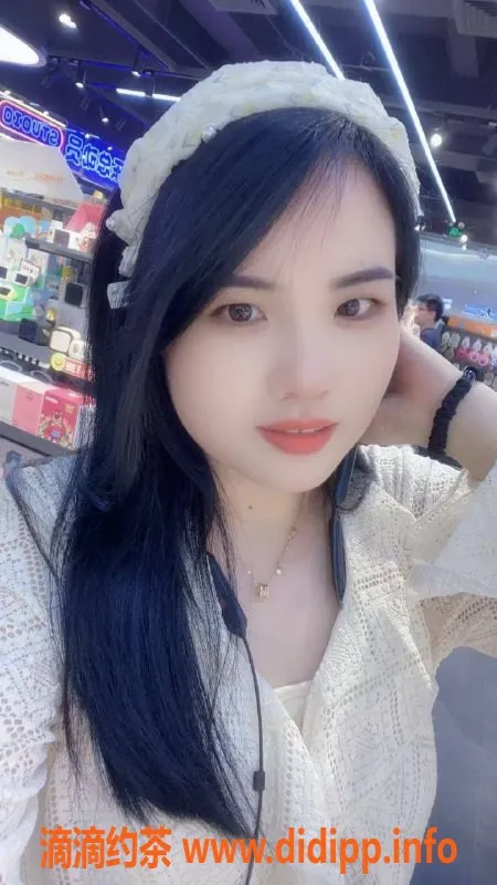 广州楼凤-白云雪雪，视频验证，400元约会体验