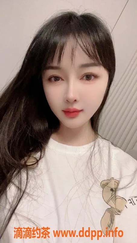 广州楼凤-天河晚晚，500元超值人妻体验