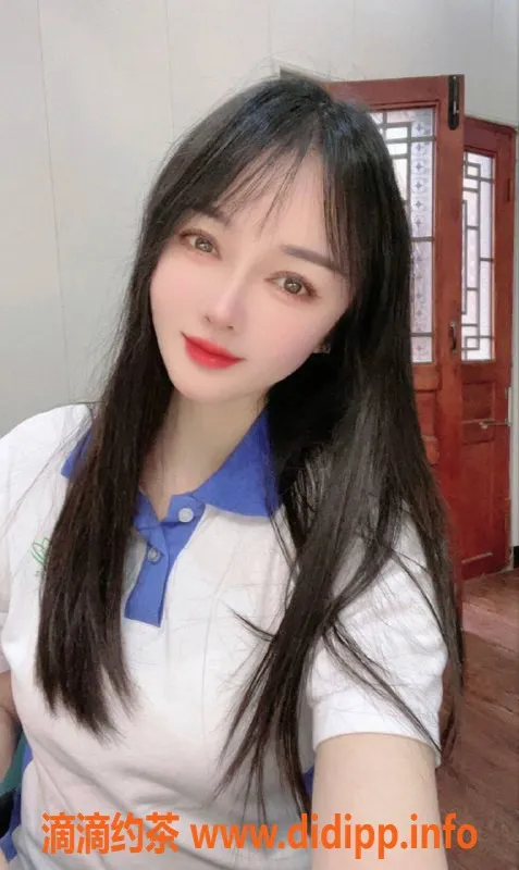 广州楼凤-天河晚晚，500元超值人妻体验