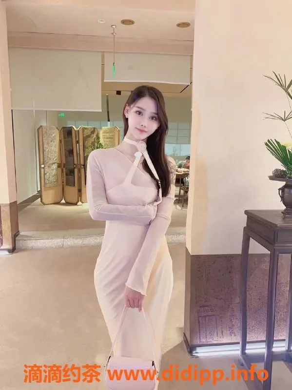 深圳楼凤-南山琪琪，173cm身材，D罩杯，消费1000P起