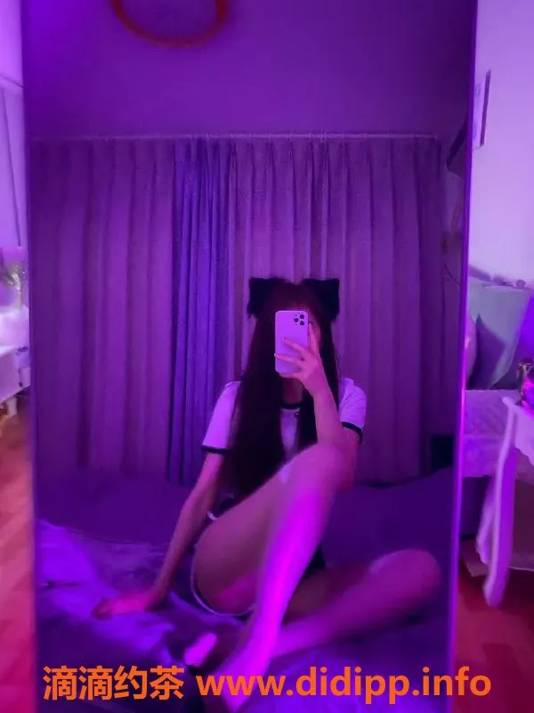 厦门楼凤-思明世贸附近平面模特，20岁，简单服务只要69