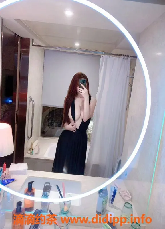 深圳楼凤-福田大幂幂，1400元口爆服务，尽情享受！