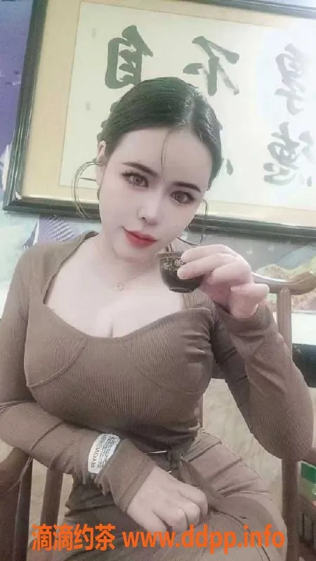 深圳楼凤-龙华大波骚女小琪，23岁165cm，胸围38D