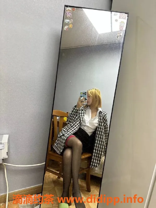 深圳楼凤资源信息,南山西野，167cm B罩杯，消费900P起