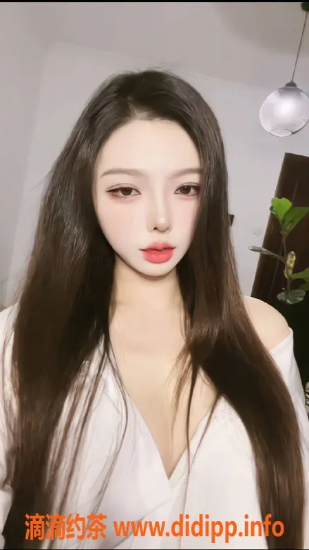 广州楼凤-天河正妹Helen，800元服务等你来约！