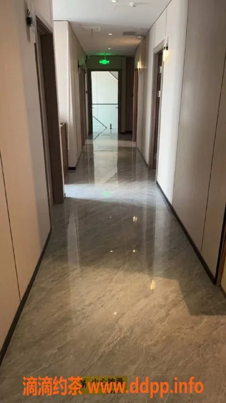 苏州spa会所-苏州92会所高端丝足SPA，年均20岁女孩