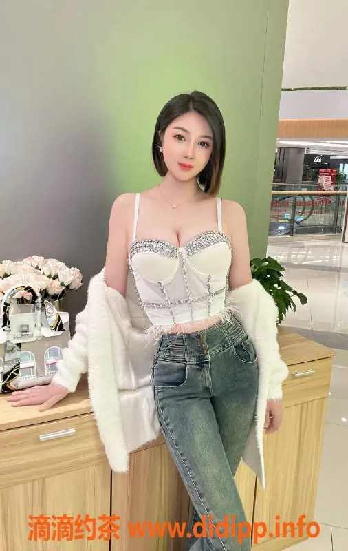 郑州楼凤-东区26岁橙子，敢玩敢嗨的38E美女服务