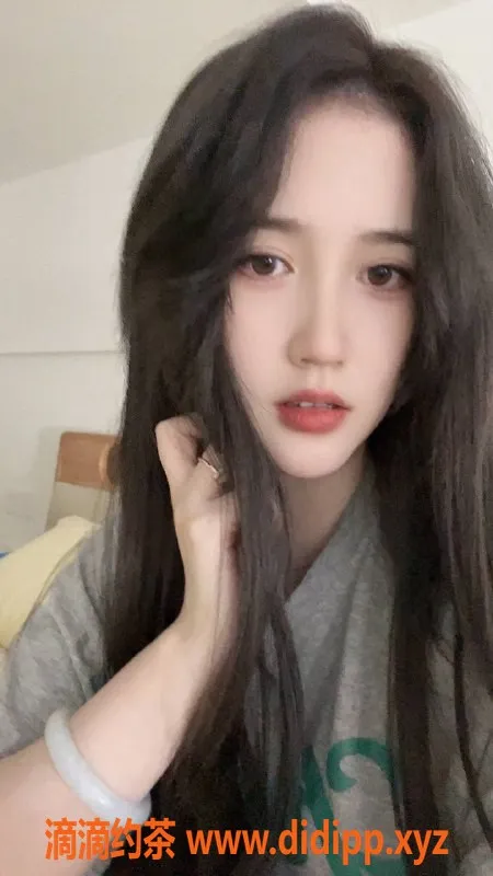 广州楼凤-天河嫩妹樱桃，550一小时的视频验证款