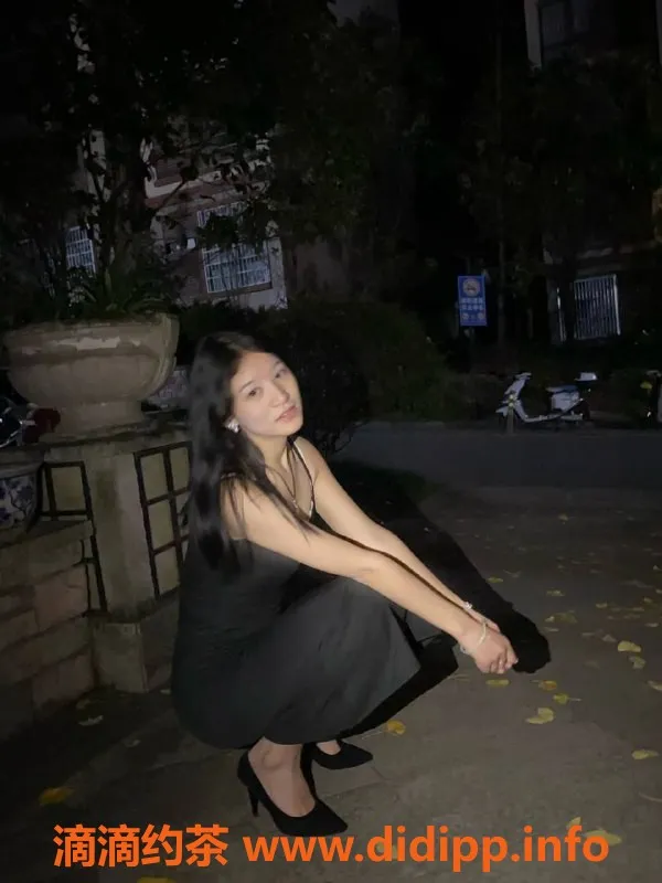 长沙楼凤-开福区嫩妹馒头，600p三件套服务