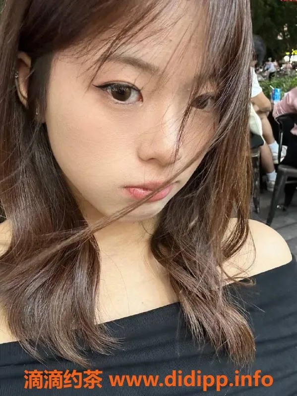 广州楼凤-白云嫩妹怡儿，价格600，视频验证哦！