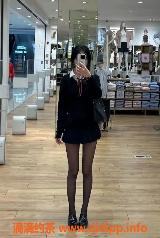 上海楼凤-静安江离，167厘米，36C嫩妹，超级享受