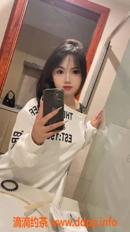 广州楼凤-天河嫩妹小琴，视频验证，700元/1次