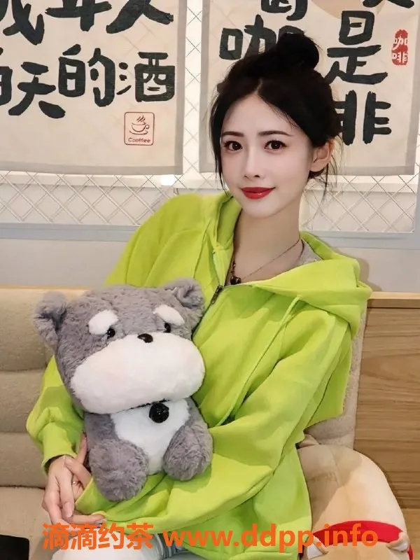 上海楼凤-苏沫，普陀嫩妹，163、43KG，1000元45分钟