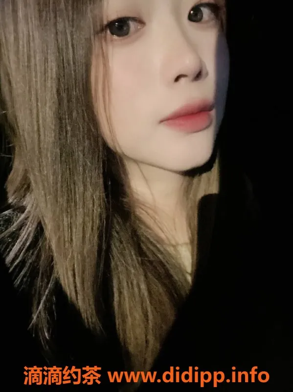 上海楼凤-苏沫，普陀嫩妹，163、43KG，1000元45分钟