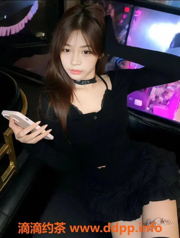 深圳楼凤-宝安姣姣，800元舌吻调情服务