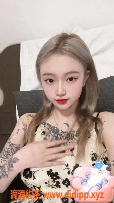 上海楼凤-嘉定区艺名桃桃，私聊可约服务！