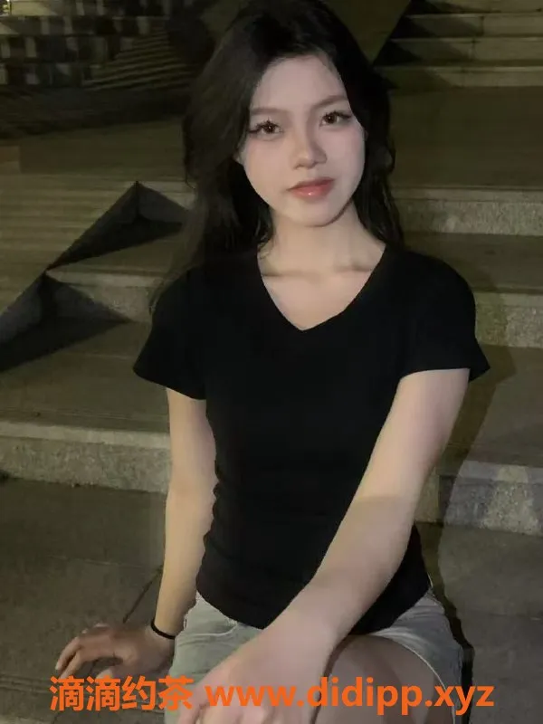 成都楼凤-成都嫩妹冰冰，162cm匀称身材，600元超值体验