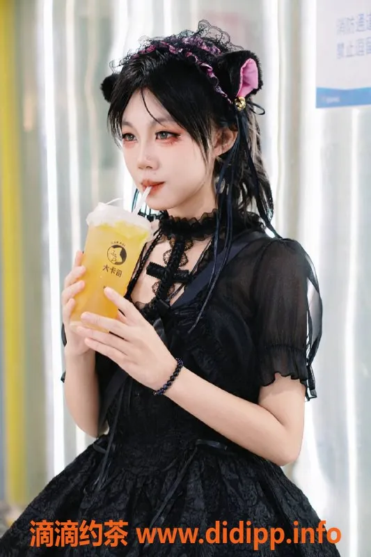 广州楼凤-海珠嫩妹池甜，800元体验COS服务