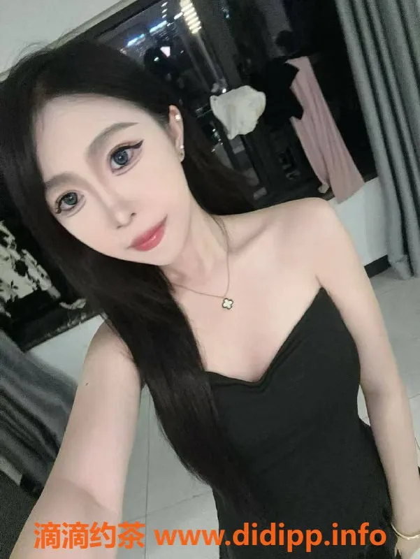 深圳楼凤-南山嫩妹小颜 六九蛇吻引诱体验