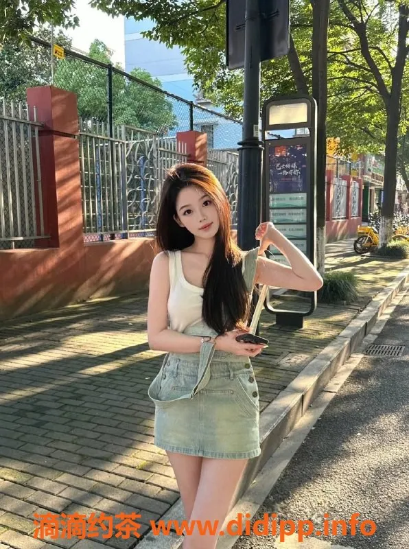 深圳楼凤-南山一菲，千元以上可外出嫩妹，魅力四射