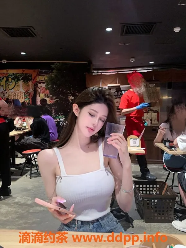 深圳楼凤-深圳南山小七，高挑大胸，千元档服务