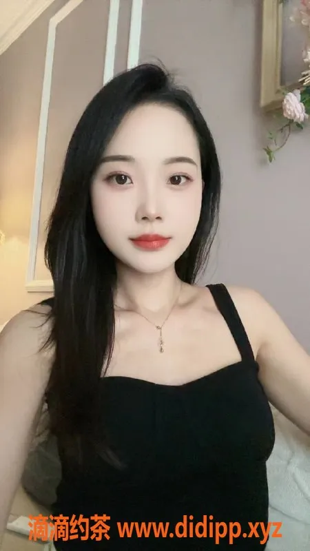 广州楼凤-天河白茶—600元的御姐陪玩体验