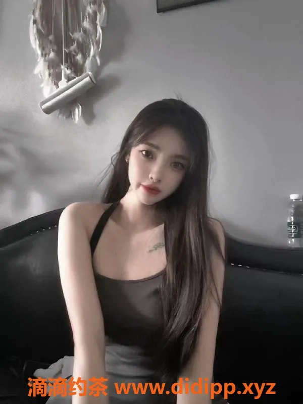 广州楼凤-天河柔儿，嫩妹大长腿，12P视频验证等你来体验