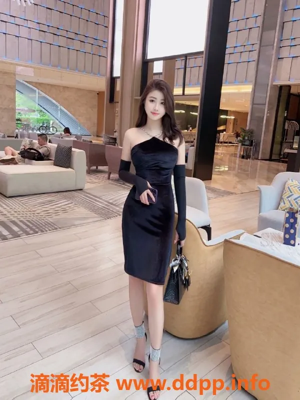 广州楼凤-天河李沐妍，12P豪华服务，绝美大长腿