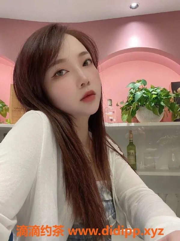 深圳楼凤-宝安旺仔牛奶，161cm C+身材，700起价