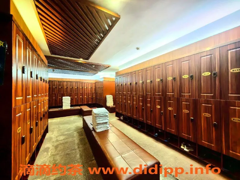 广州楼凤-白云嘉禾SY水汇顶级95全果服务，598不限体验