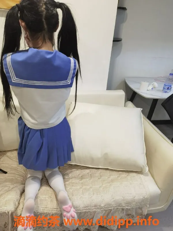 成都楼凤资源信息,成都妍妍20岁 排骨精身材 500元服务