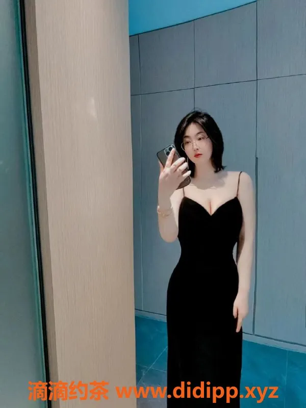 杭州楼凤-上城区柔妹，超白巨乳36D+，45kg，完美服务等你来体验！