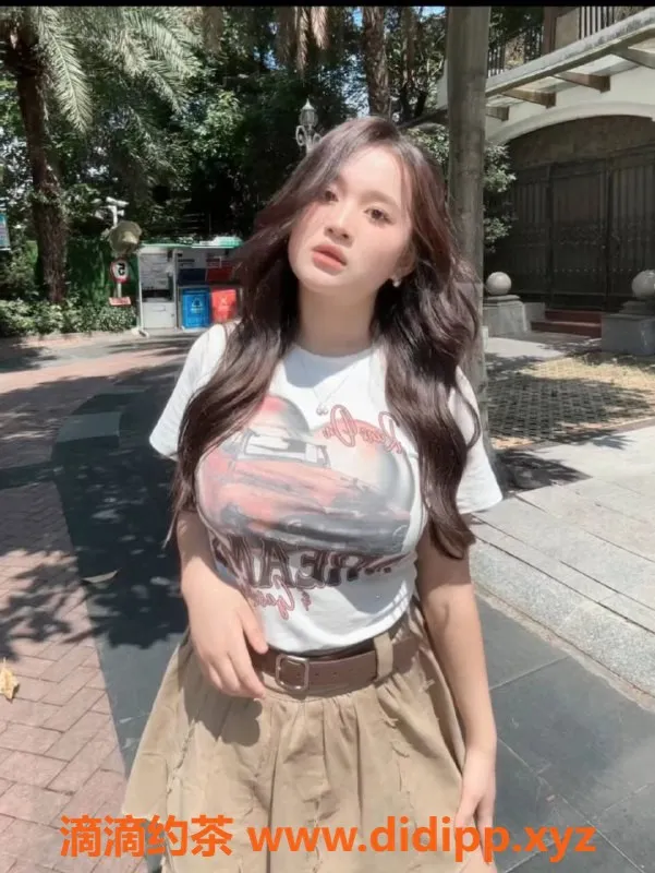 广州楼凤-天河果果，爆乳美女，600元一次服务