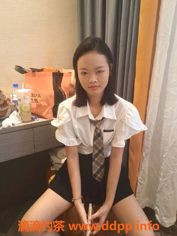 深圳楼凤资源信息,南山 颖儿，164cm B罩杯，800元起服务