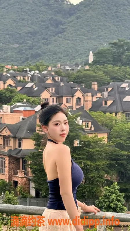 深圳楼凤-小泡泡：2500元外出服务 特色六九体验