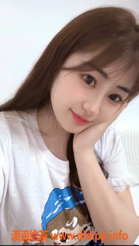 杭州楼凤-上城区小黎，专业半套服务，肤白貌美