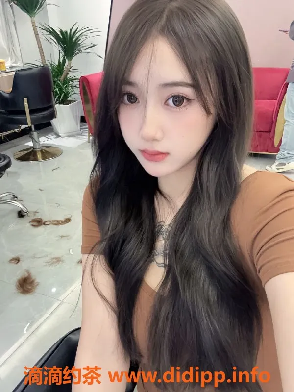 深圳楼凤-福田韩十六，1000p超值服务，粉嫩长腿等你来体验