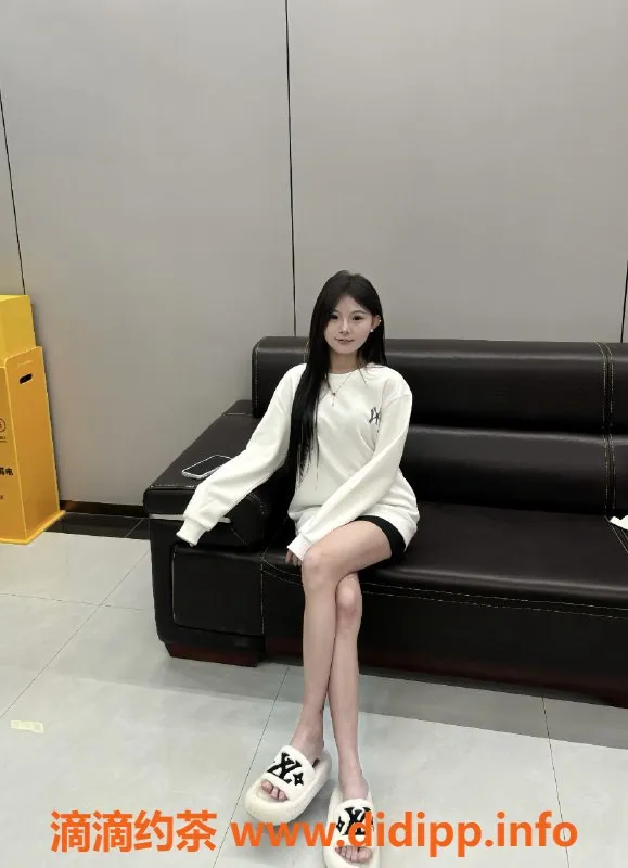 深圳楼凤-宝安汐汐，900元六九服务，绝佳体验！