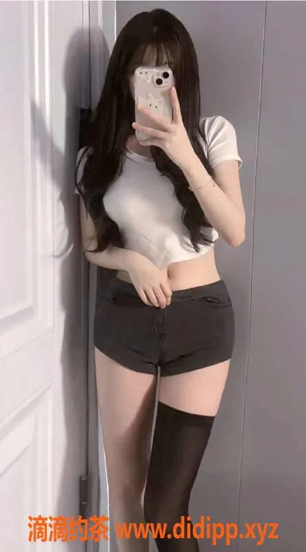 杭州上门服务-临平区小柔，22岁大胸妹，服务多样，2000起