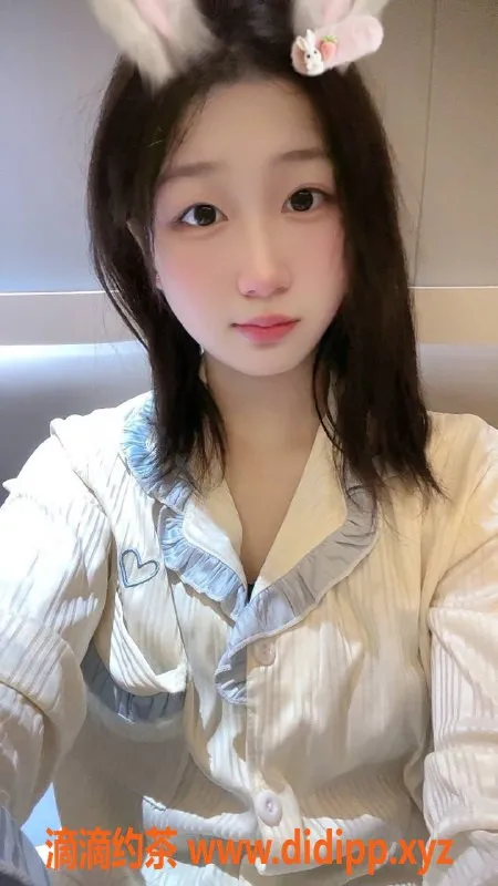 广州楼凤-天河苏酥，6P嫩妹，舌吻服务精彩体验