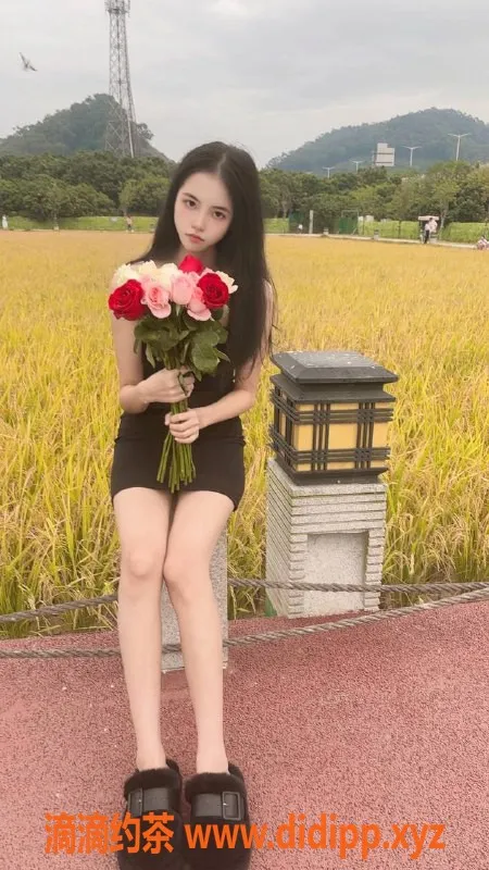 深圳楼凤资源信息,宝安漠漠，800起，舌吻鸳鸯浴体验不容错过