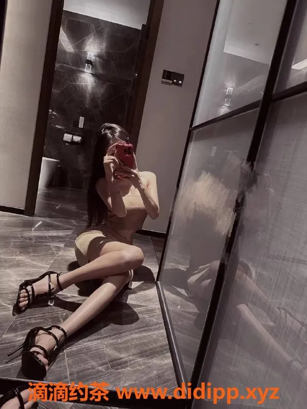 杭州上门服务-美娜，165cm D罩杯，热情服务，豪华房间等你来体验