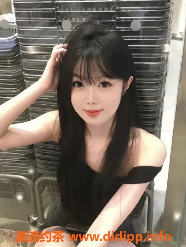 深圳楼凤-南山允儿，900p六九舌吻服务，绝对值得一试！