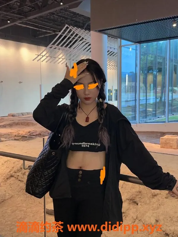 昆明楼凤-五华区晓晓，1500元可享受绝佳服务体验！